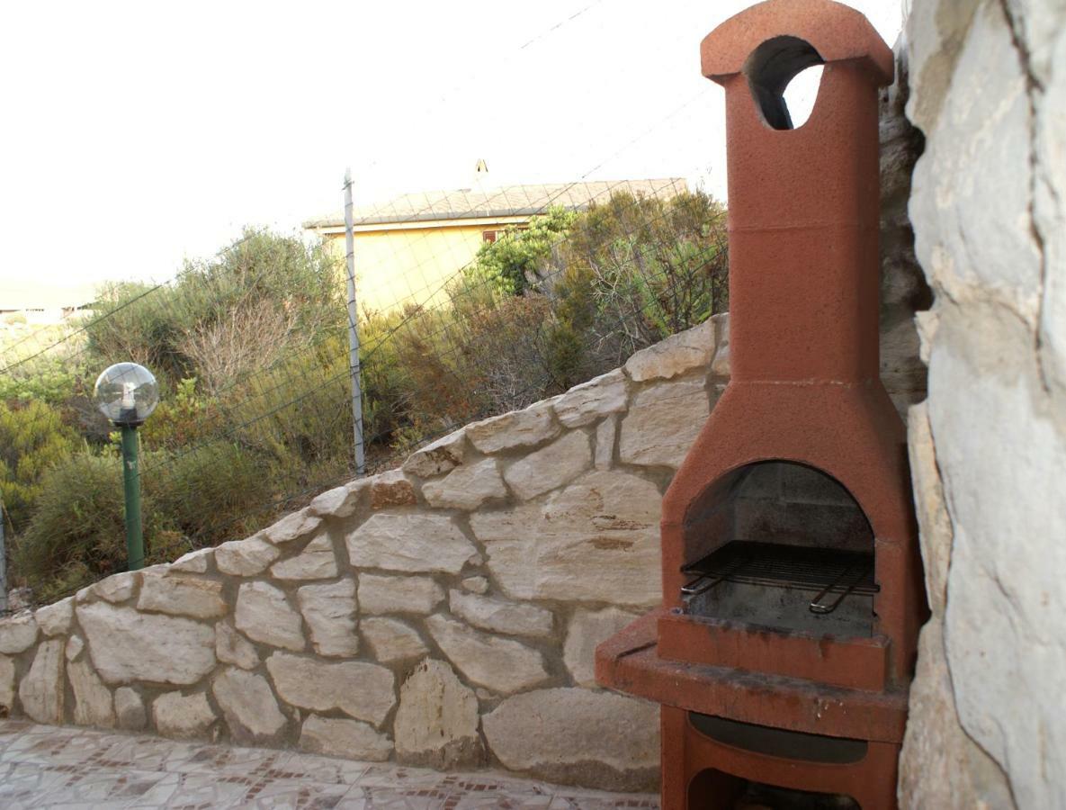 Casette Del Maestrale E Dello Scirocco SantʼAntìoco المظهر الخارجي الصورة